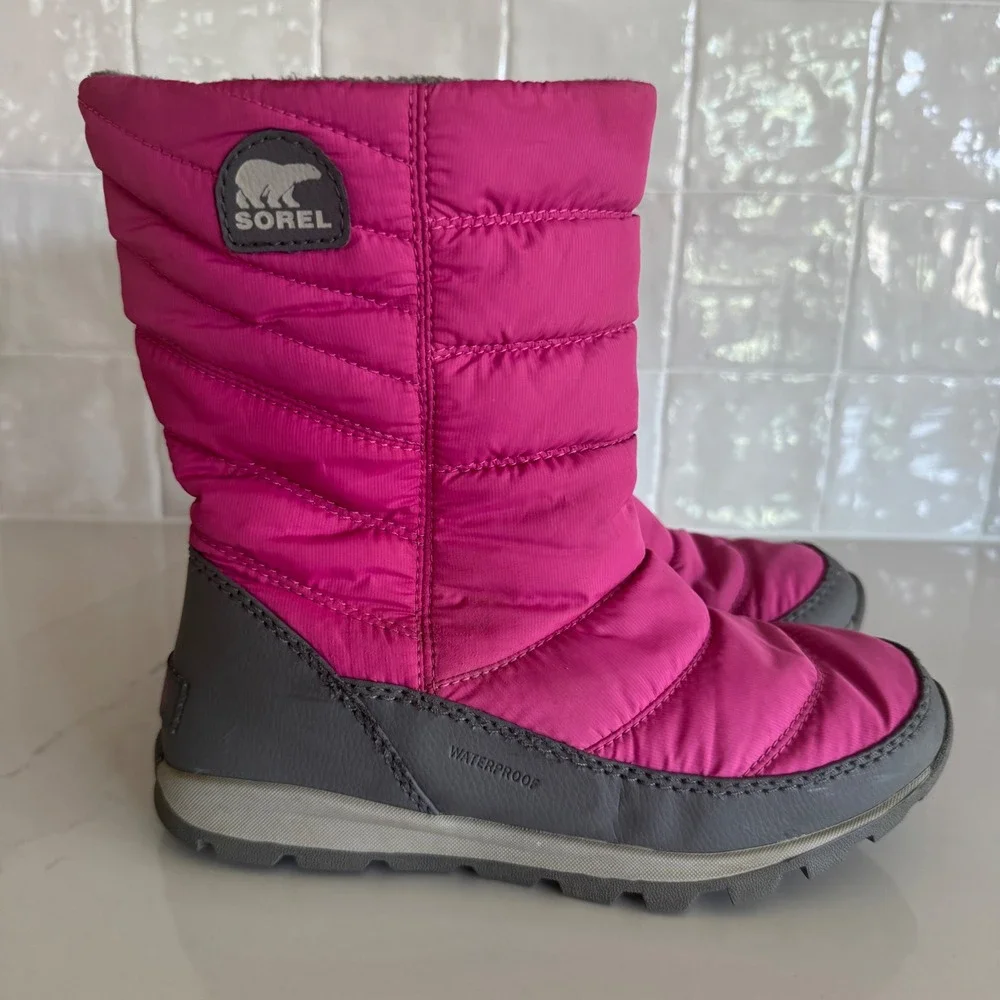 Sorel Whitney Short Waterproof Snow Boots Girls Size 3 Pink Quilted Insulated